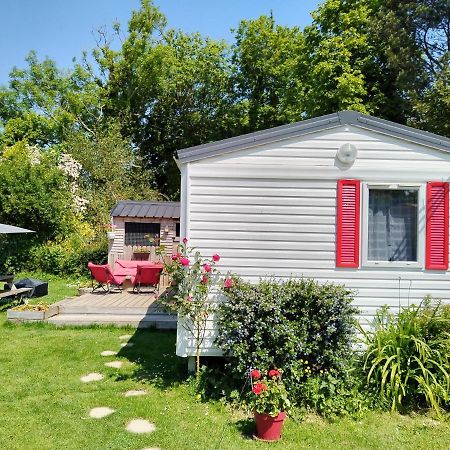 Mobil-Home Coin De Paradis En Cote D'Opale Sur Terrain Prive Et Sa Caravane Hermelinghen Exterior foto