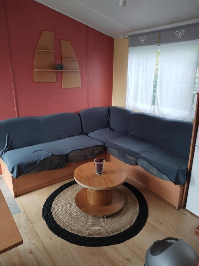 Mobil-Home Coin De Paradis En Cote D'Opale Sur Terrain Prive Et Sa Caravane Hermelinghen Exterior foto