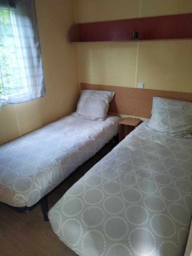 Mobil-Home Coin De Paradis En Cote D'Opale Sur Terrain Prive Et Sa Caravane Hermelinghen Exterior foto